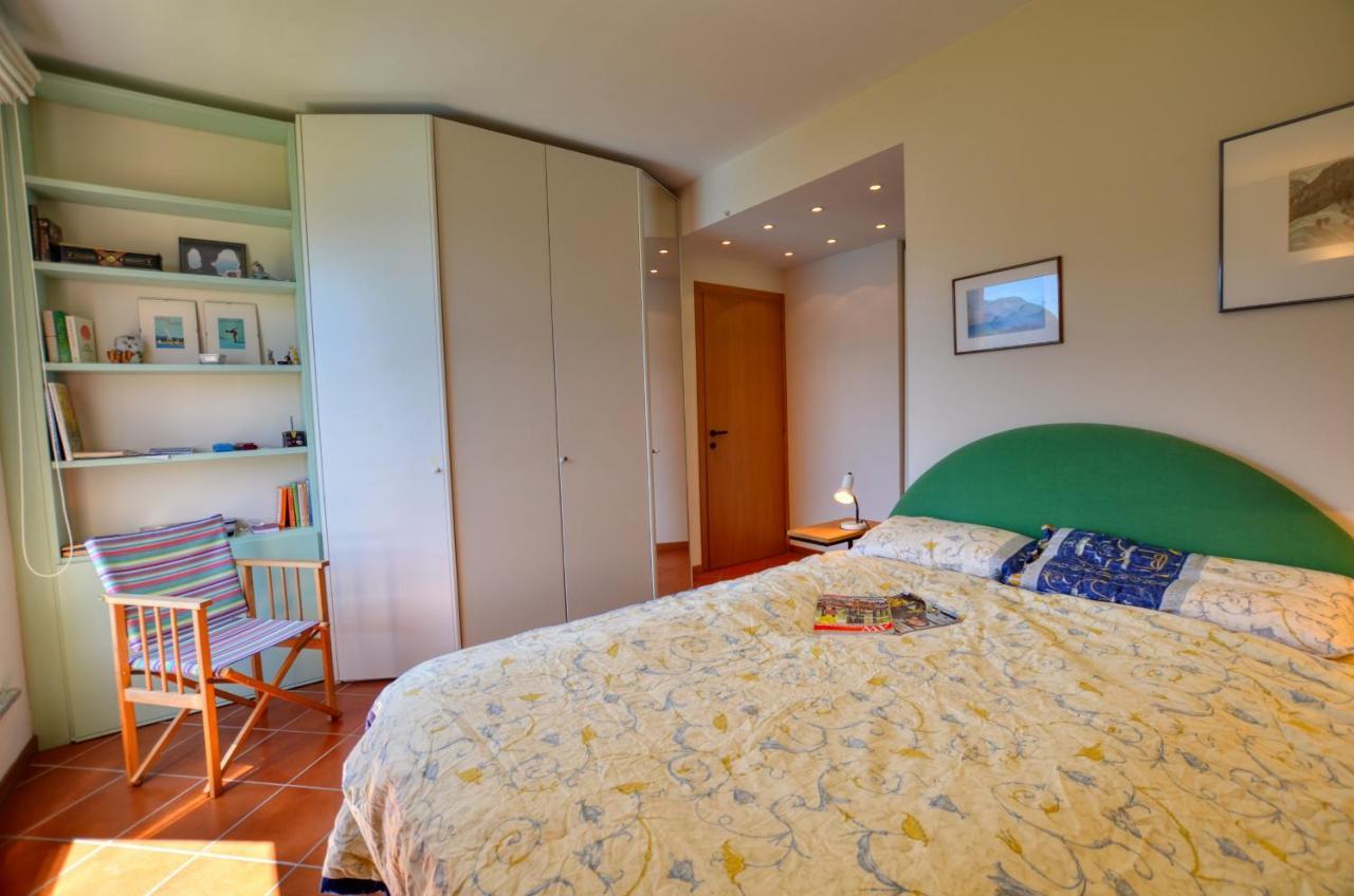 סן סירו 2-Bedroom Lakeview Apartment Bella Gaeta מראה חיצוני תמונה